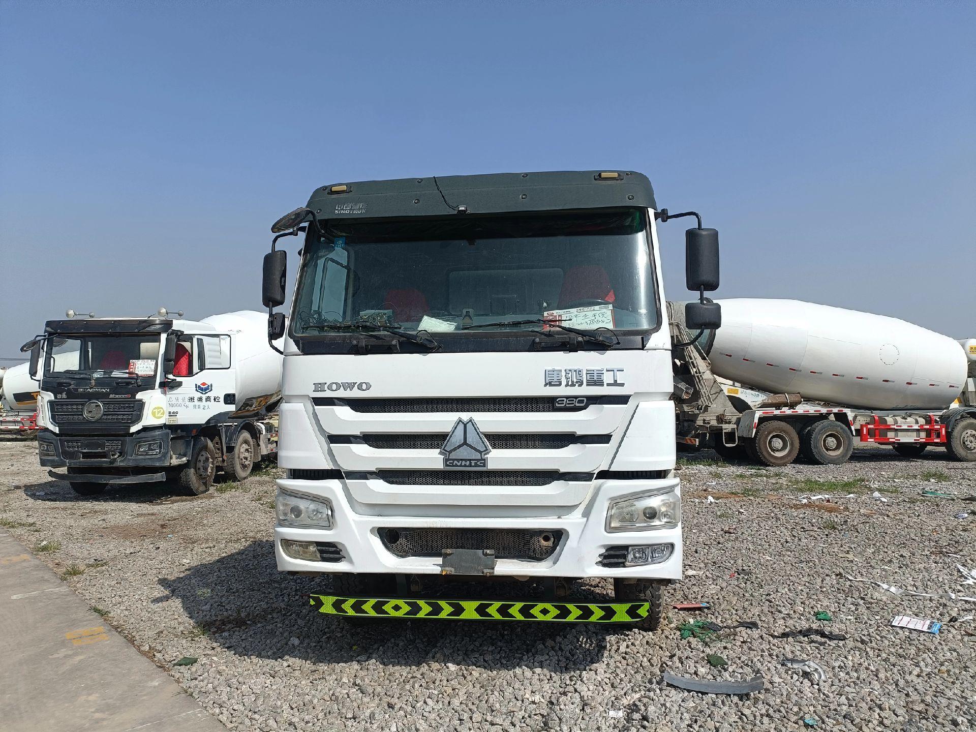 Howo Tanghong 15 cubic meters concrete mixer truck