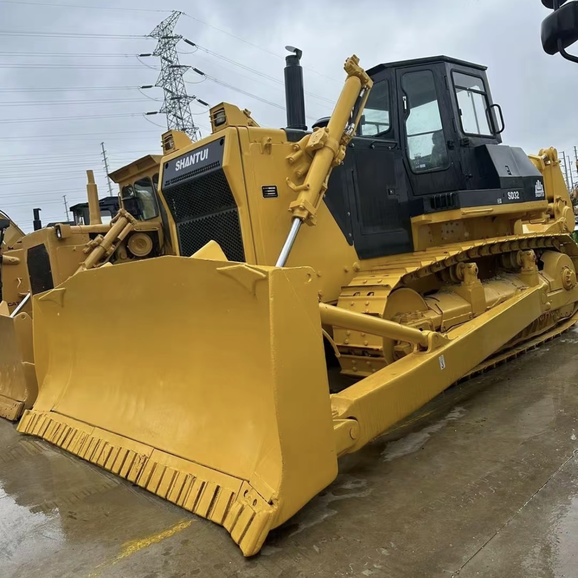 SHANTUI SD32 High performance bulldozer