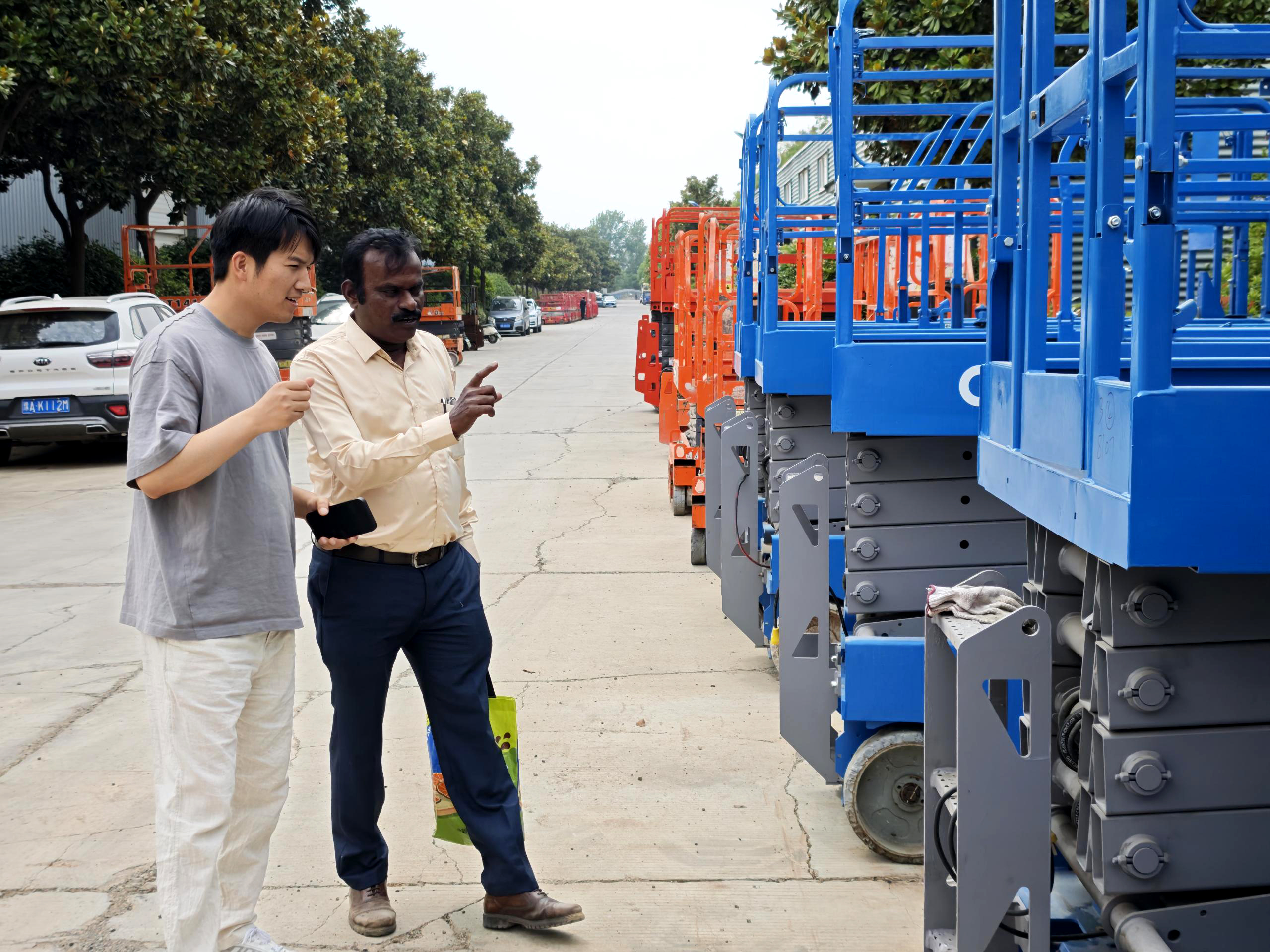 Indian Clients Visit ASURE Factory to Witness Refurbishment Craftsmanship and Diverse Equipment Strength