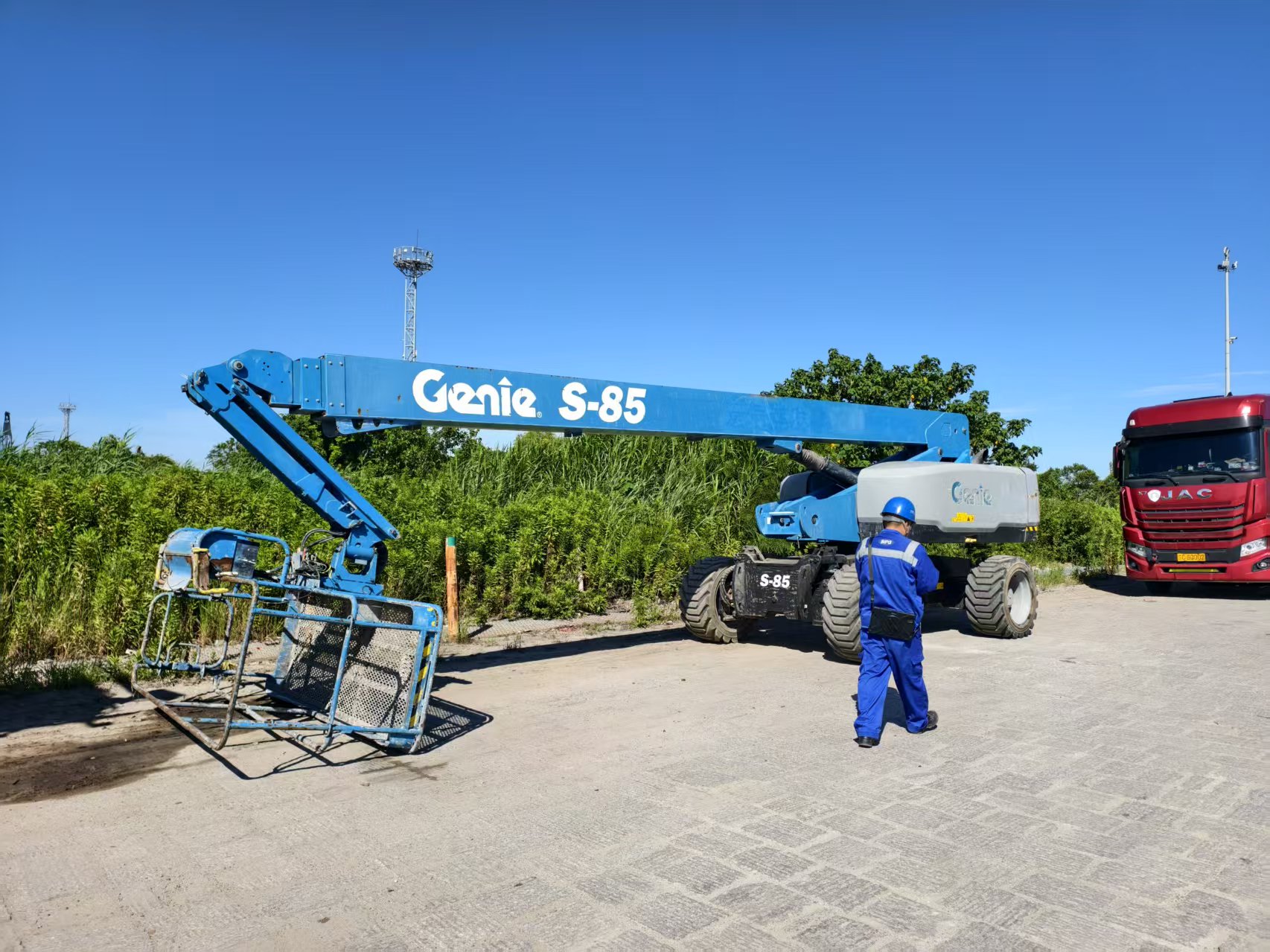 Multiple Genie S-85 Units Shipped Overseas as Demand Rises